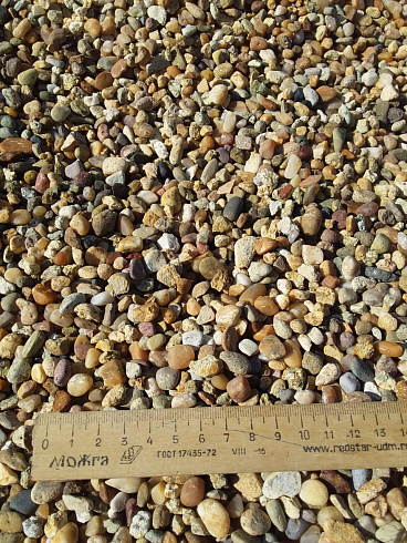Kamenclub.ru: Галька окат (серо-желтая) фр.5-10 мм. купить  в Новокузнецке галька речная рыжий, желтый, рыжий, серо-желтый речная окатанная галька декоративная 5000 руб/т   фото КАМЕНЬ КЛУБ