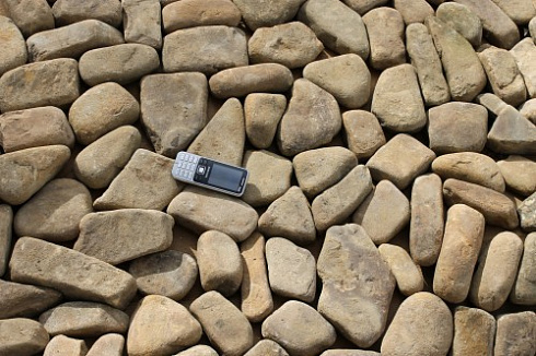 Kamenclub.ru: Песчаник брусчатка  купить в Новокузнецке    5 500 руб/т   фото КАМЕНЬ КЛУБ