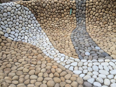 Kamenclub.ru: Песчаник ядра, фр. 100-300 мм  купить в Новокузнецке песчаник бежевый серый рыжий речная галька 5 000 руб/т   фото КАМЕНЬ КЛУБ