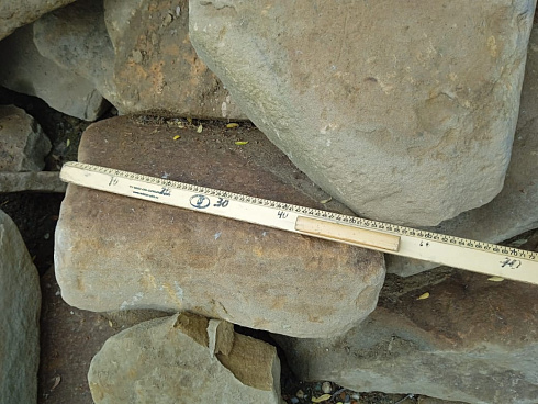 Kamenclub.ru: Песчаник для мощения дорожек, площадок, парковок ( фр 5-10 см)  купить в Новокузнецке песчаник  серый желтый коричневый рыжий песчаник оголтованный окатанный 6500 руб/т   фото КАМЕНЬ КЛУБ