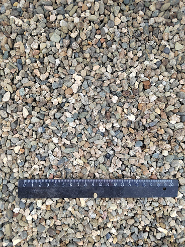 Kamenclub.ru: Галька речная окат (серая) фр.5-10 мм купить  в Новокузнецке галька речная серая, серый, темно-серый, светло-серый, коричневый речная окатанная галька декоративная ландшатфная 5000 руб/т   фото КАМЕНЬ КЛУБ