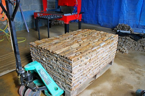 Kamenclub.ru: Песчаник (лапша) art PSG-3-01  купить в Новокузнецке    2300 руб/кв.м   фото КАМЕНЬ КЛУБ