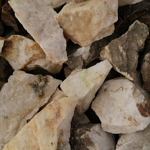 фото Кварц ( фр. 70-100 мм)  купить в Новокузнецке в интернет-портале КАМЕНЬ КЛУБ