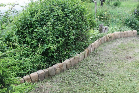 Kamenclub.ru: Песчаник для строительства и кладки блочный (фр 100-200 мм)  купить в Новокузнецке песчаник бежевый серый рыжий валун мелкий для строительства песчаник 6500 руб/т   фото КАМЕНЬ КЛУБ