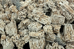 Kamenclub.ru: Крымский природный меотис фр. 100-500 мм.  купить в Новокузнецке    6 500 руб/т   фото КАМЕНЬ КЛУБ