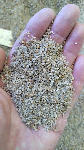 Кварцевый песок для пескоструйных работ фр. 0,8-1,6 мм.  купить в Новокузнецке фото Камень Клуб