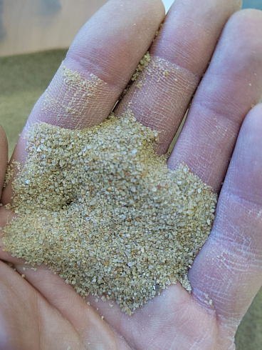 Кварцевый песок для площадок фр. 0,16-0,63 мм.  купить в Новокузнецке фото Камень Клуб