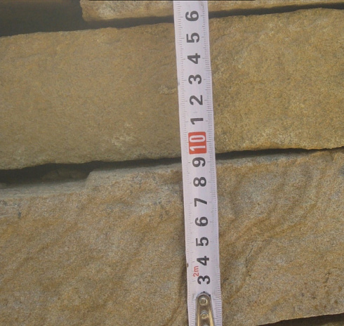 Kamenclub.ru: Песчаник пластушка желтый с рисунком (7-15 см)  купить в Новокузнецке плитняк - пластушка - бут желтый песчаник 10200 руб/м3   фото КАМЕНЬ КЛУБ