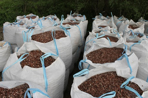 Kamenclub.ru: Мраморная крошка (щебень крошка розовый) фр. 20-40 мм.  купить в Новокузнецке мрамор розовый, красный мраморная крошка декоративная 11000 руб/т   фото КАМЕНЬ КЛУБ