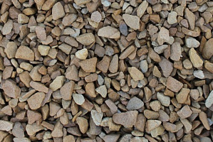 Kamenclub.ru: Щебень крошка желтый (песчаник) фр. 10-20 мм.  купить в Новокузнецке песчаник бежевый, серый, рыжий декоративный ландшафтный щебень колотый 9500 руб/т   фото КАМЕНЬ КЛУБ