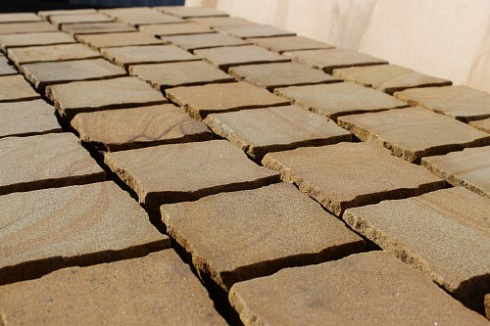 Kamenclub.ru: Песчаник брусчатка (Прага) art PSG-10-07  купить в Новокузнецке    2600 руб/кв.м   фото КАМЕНЬ КЛУБ