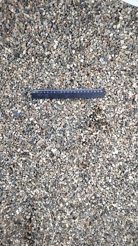 Kamenclub.ru: Галька речная окат (серая) фр.5-10 мм купить  в Новокузнецке галька речная серая, серый, темно-серый, светло-серый, коричневый речная окатанная галька декоративная ландшатфная 5000 руб/т   фото КАМЕНЬ КЛУБ