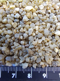 Кварцевый песок для водоподготовки фр. 1,6-3 мм.  купить в Новокузнецке фото Камень Клуб