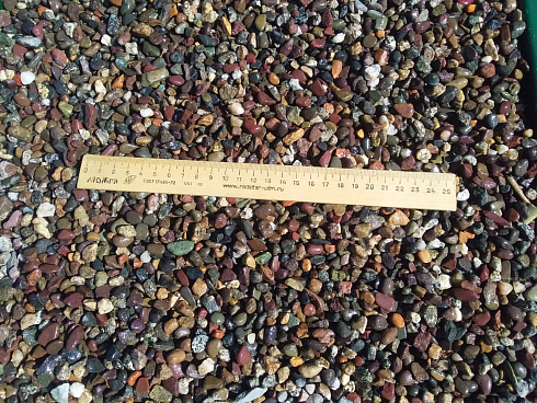 Kamenclub.ru: Галька речная окат цветная фр.5-10 мм. купить  в Новокузнецке галька речная белый, серый, красноватый, синий, темно-серый речная окатанная галька декоративная 6800 руб/т   фото КАМЕНЬ КЛУБ