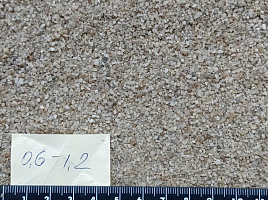 Кварцевый песок для площадок фр. 0,6-1,2 мм.  купить в Новокузнецке фото Камень Клуб